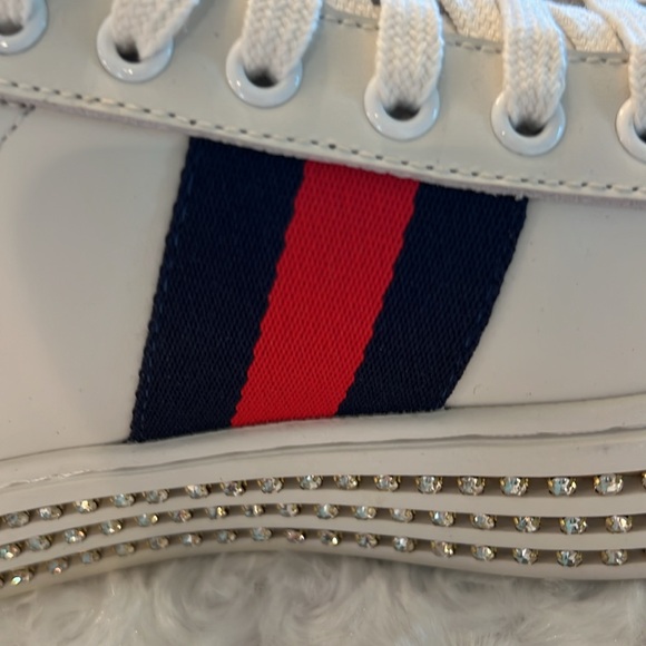 White Designer Sneakers with Red and Blue Accents - Picture 5 of 6